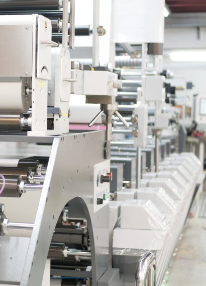 soluciones de etiquetado, codificación y control orientadas a sectores industriales y logísticos.